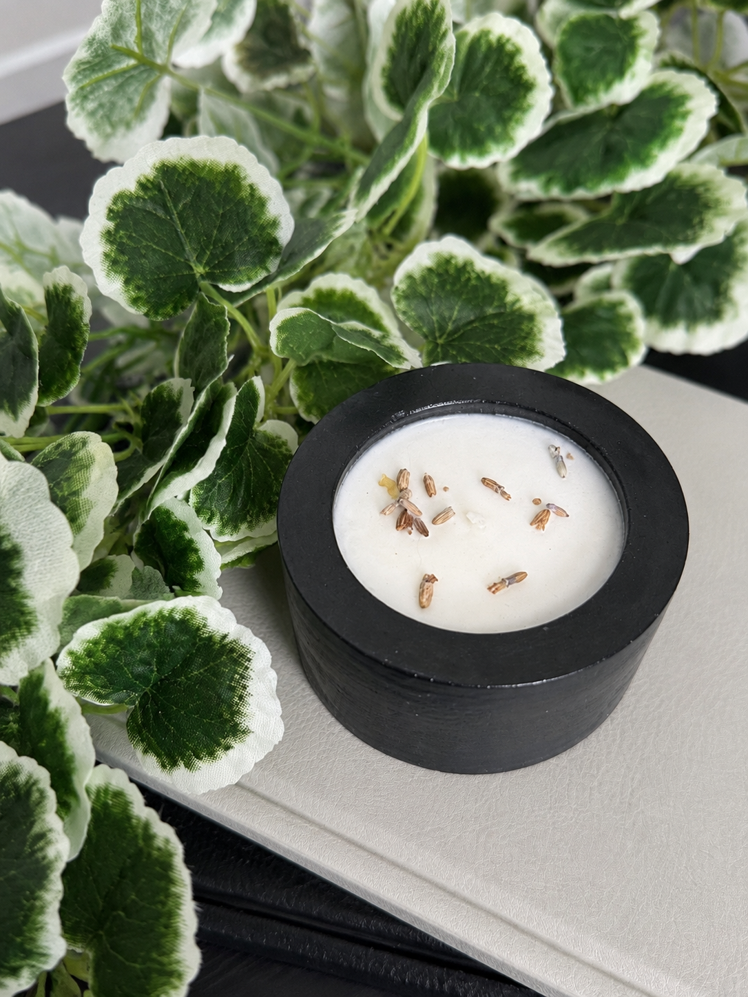 Concrete Soy Candle - Black - #003